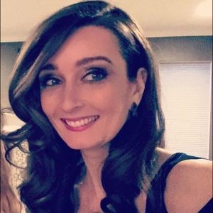 Meet your Posher, Victoria